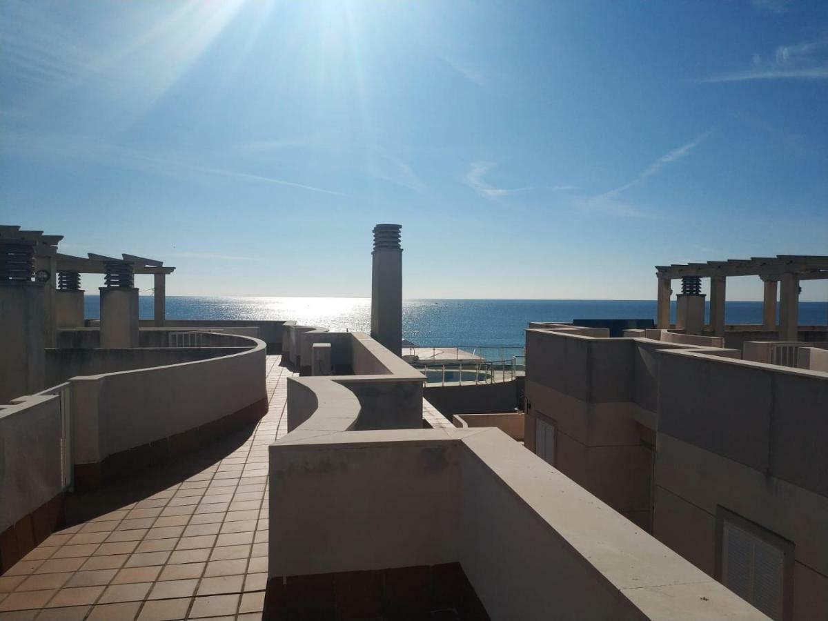 Islantilla-Apartamento Con Piscina Y Garaje En Primera Linea De Playa Isla Cristina Kültér fotó
